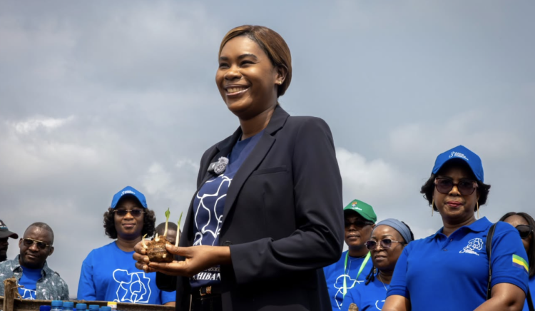 AUTONOMISATION DES FEMMES : La Première Dame au chevet des coopératives agricoles de la Nyanga