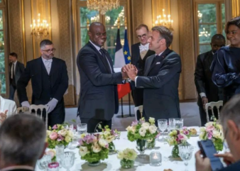 Visite d&rsquo;État en France : Zita Oligui Nguema au dîner officiel de l&rsquo;Élysée