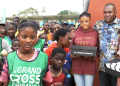 Tchibanga : des chaussures pour chausser la passion des jeunes athlètes