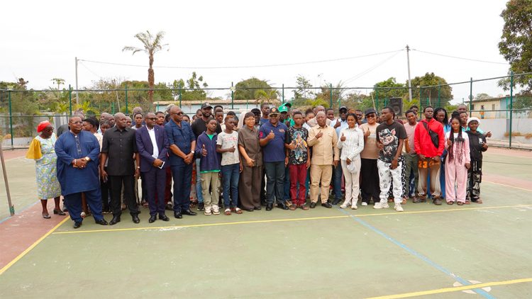 Tchibanga : 54 jeunes accompagnés vers leur première expérience professionnelle