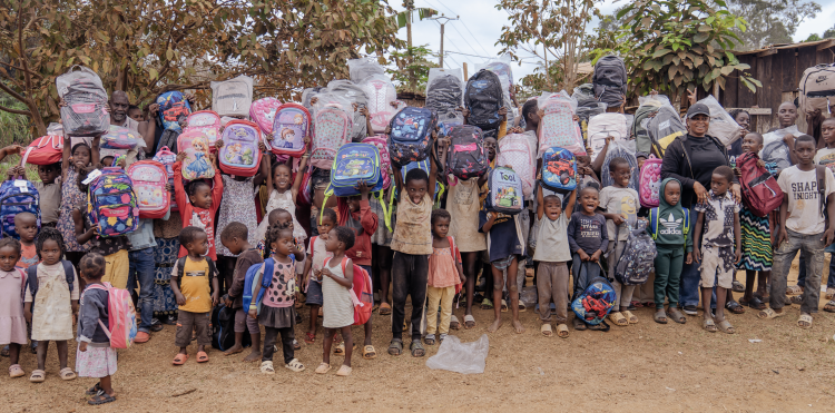 Rentrée scolaire : 573 kits distribués aux familles vulnérables de l’Estuaire